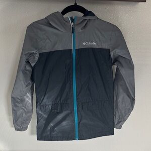 Columbia Kids Two-Tone Gray lightweight jacket